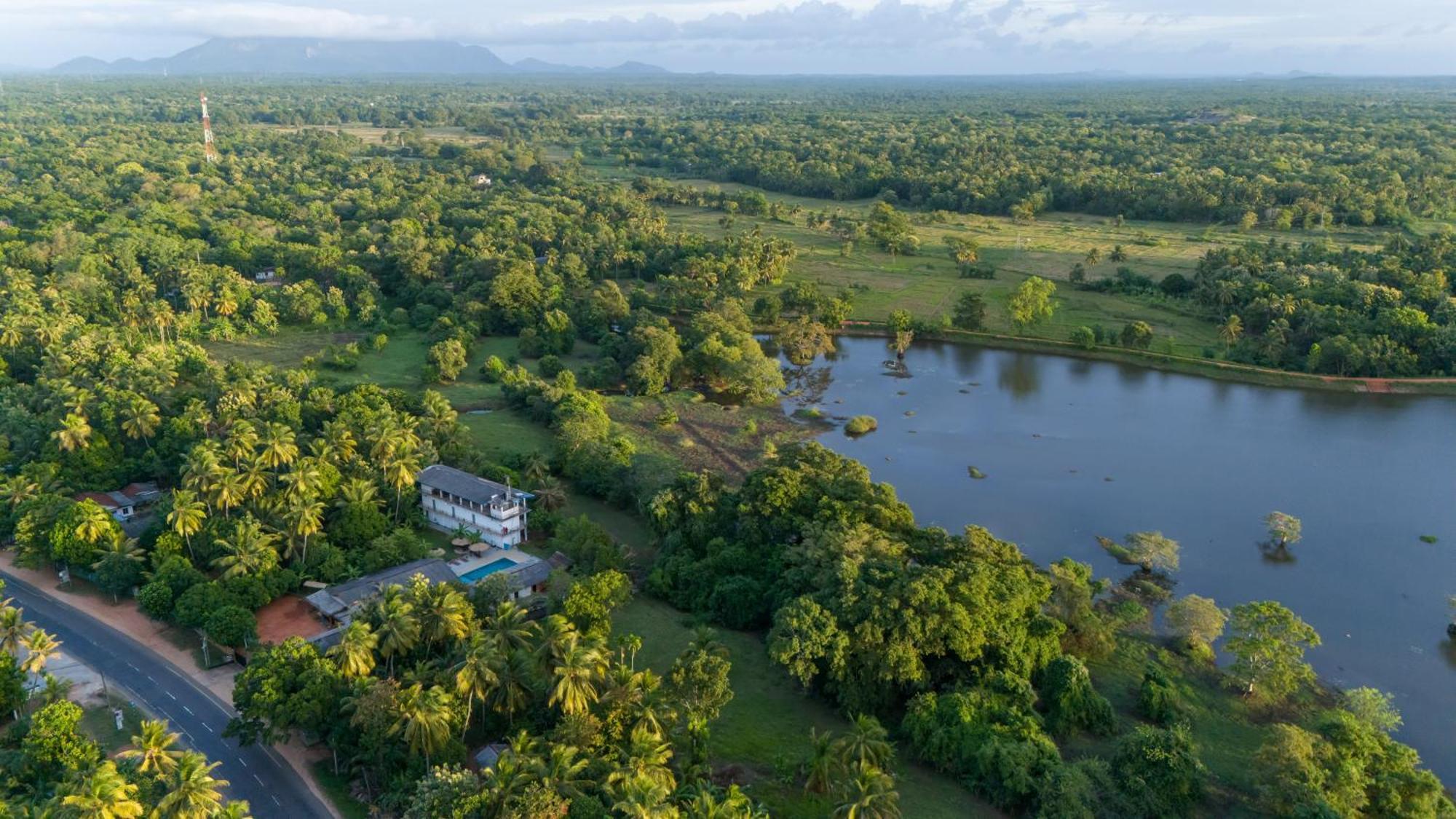 Ayurvedic Lanka Wellness Hotel Moragaswewa Extérieur photo