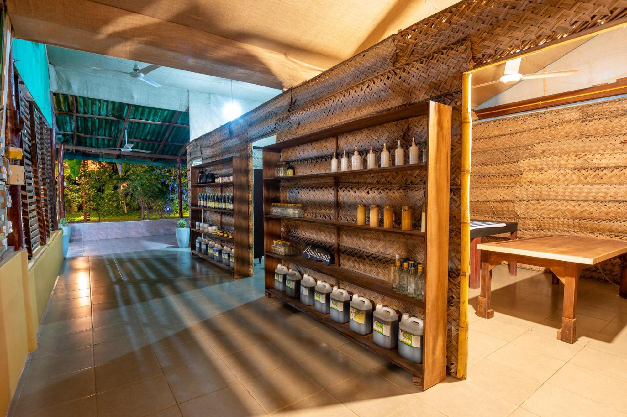 Ayurvedic Lanka Wellness Hotel Moragaswewa Extérieur photo